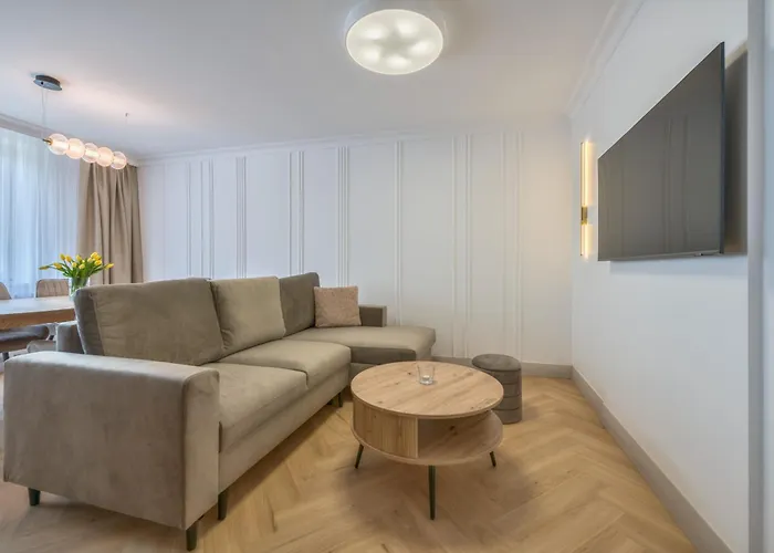 Dr Apartments - Aurora